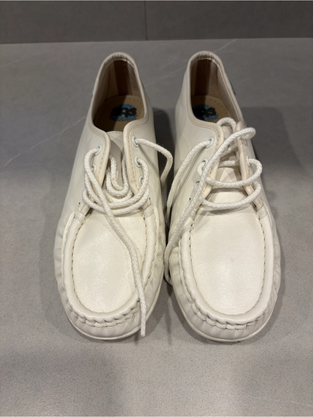 SAS Cream Leather Moc Toe Lace-Up Comfort Shoes